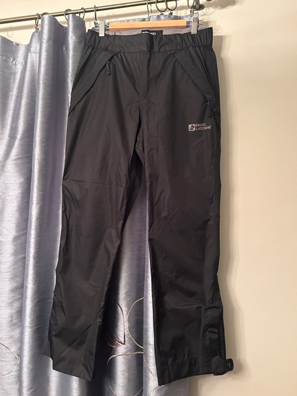 Red Ledge Women's Black Waterproof Outdoor Pants